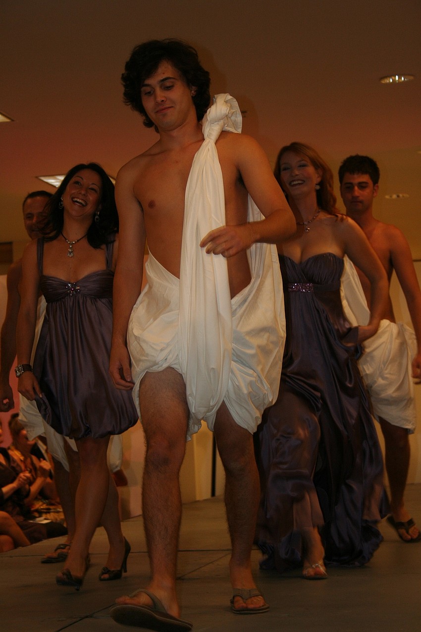 Amie Swan and Emily Walsh model for The Wellness Community's Flight of Hope to Ancient Rome