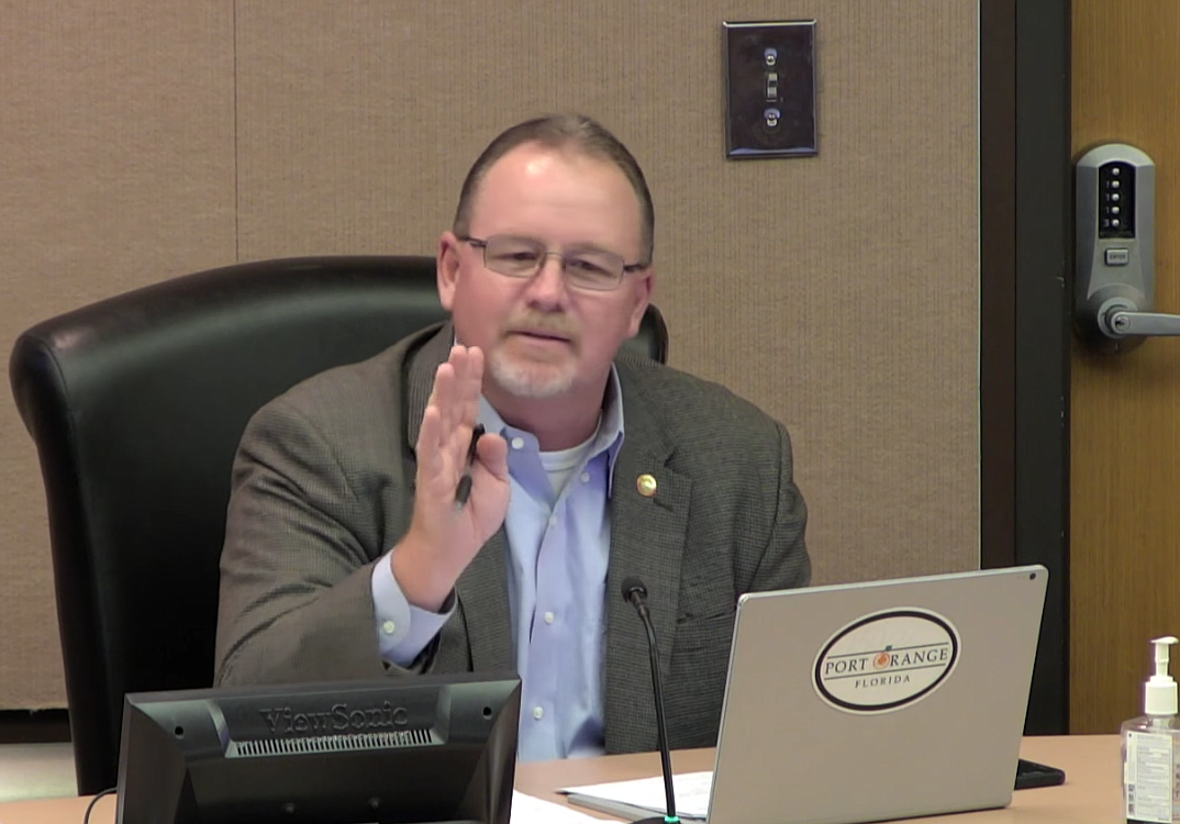 City Councilman Scott Stiltner voted May 1 to reject the renewal of a contract with Yellowstone, instead wanting the city to take some landscape maintenance  work in-house.