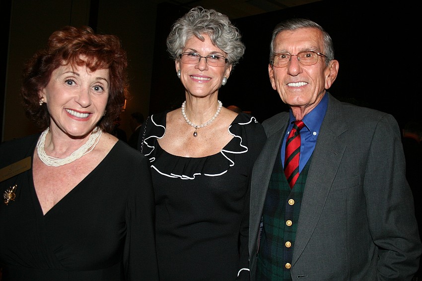 Estelle Crawford, Sarah and George Pappas