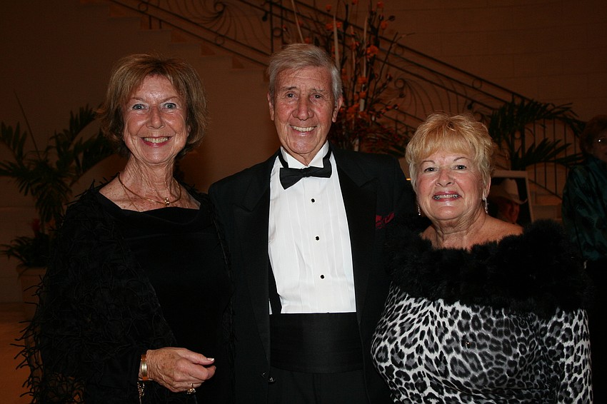 Ethel and Jeff Doughty with Eileen Witzgall