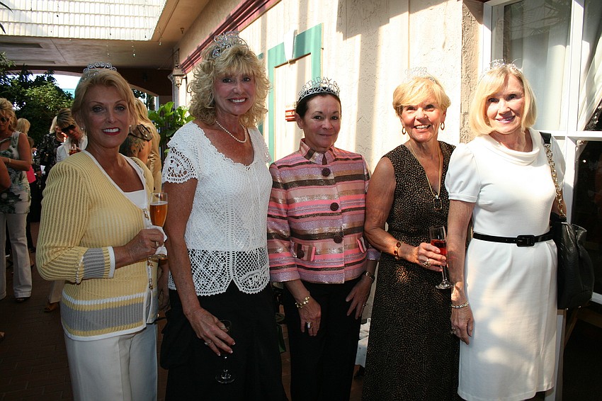 Lynn Duvall, Rita August, Jan Holly, Marilyn Huseby and Karen Jurgens