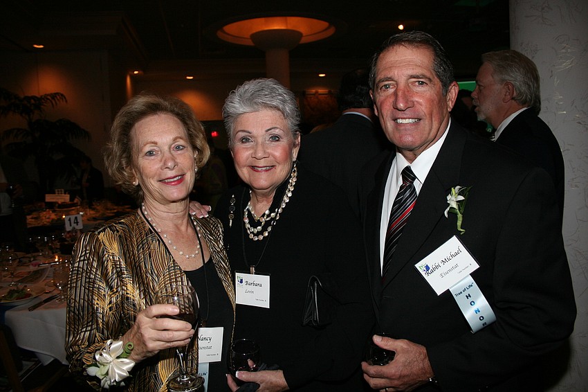 Nancy Eisenstat, Barbara Levin and Rabbi Michael Eisenstat