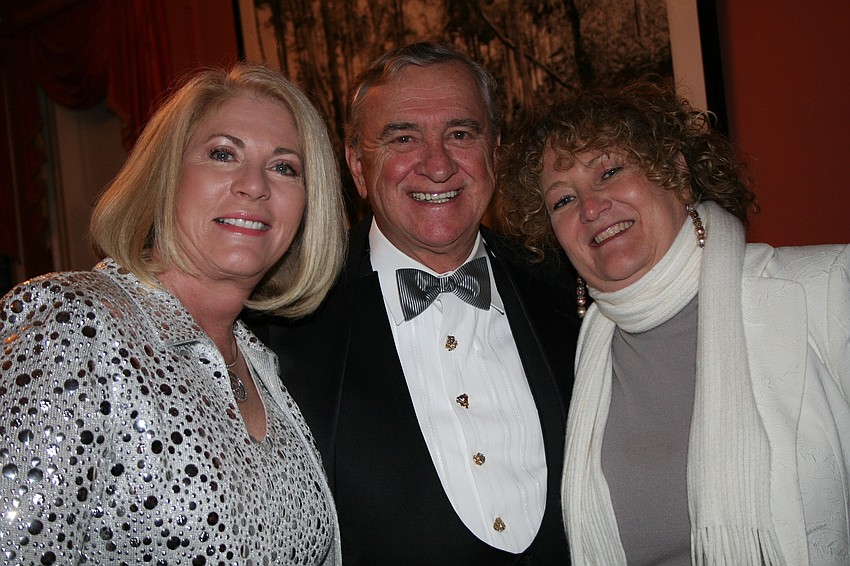 Koni and Cary Findlay with Debbie Trimble