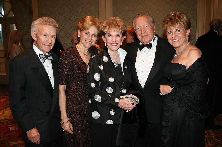 Marvin and Marsha Frank, Doris Kaplan, Harry Kartoz and Renee Sheade