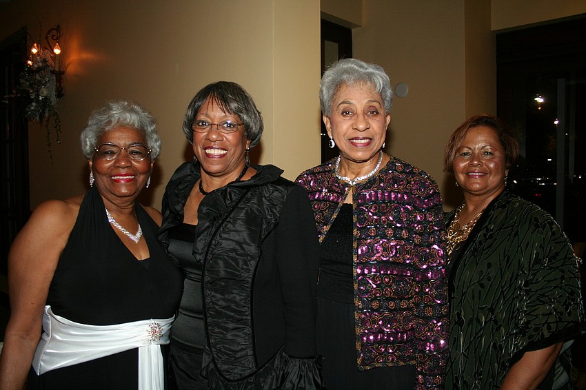 Arlene Greene, Elizabeth Segars, Dr. Barbara Mask and Mary Davenport