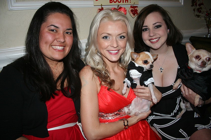 Danielle Hartmann, Thavey Rideout and Hannah Dahlquist