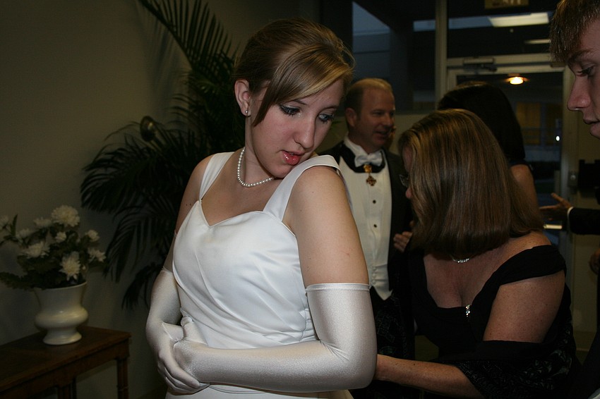 Chloe Hill gets a hand from Ellen Akemon