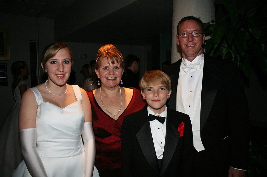 Chloe, Mary Paige, Brady and Richard Hill