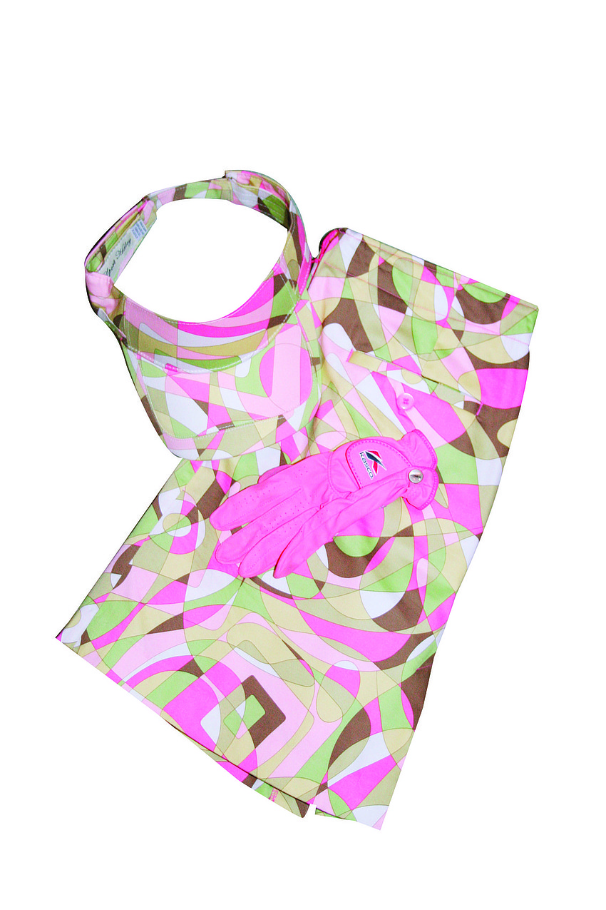 SPORT HALEY GOLF WEAR
'I love the colors of this skirt and visor, and it's comfortable.'