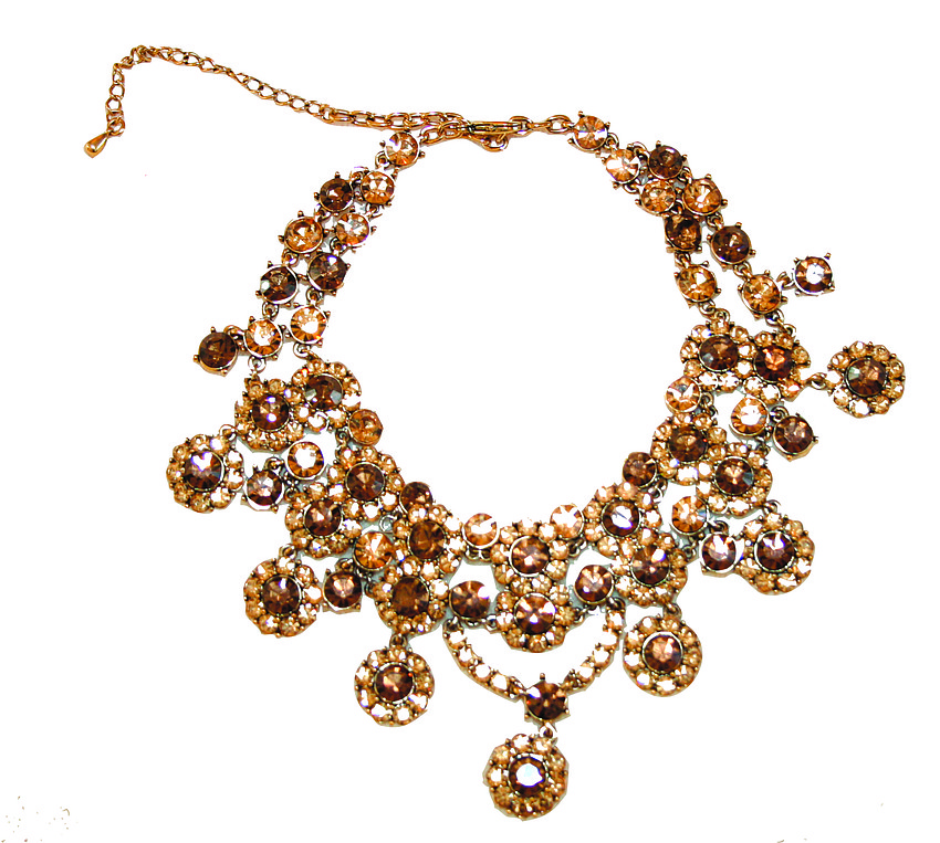 VINTAGE 
NECKLACE
