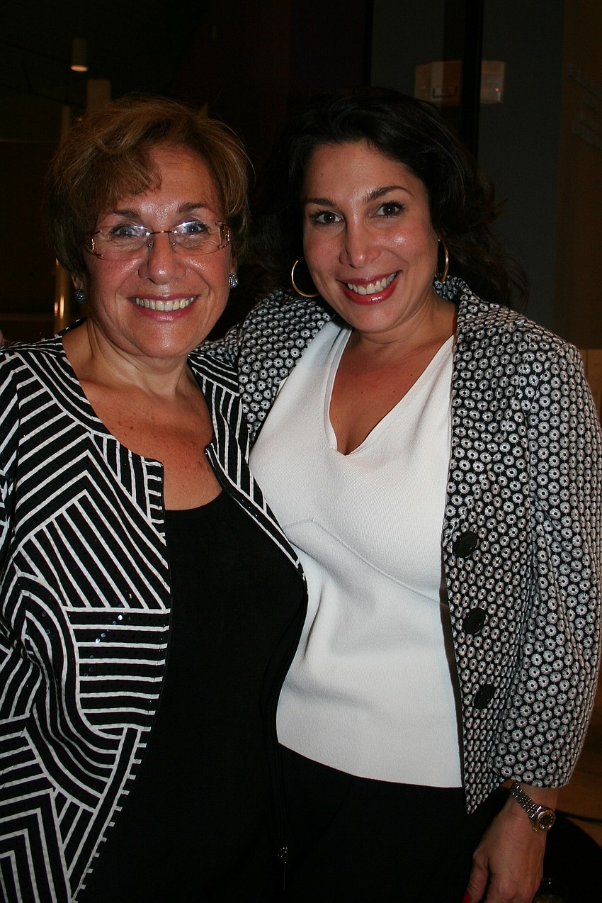 Carole Kleinberg and daughter Lisa Kleinbert