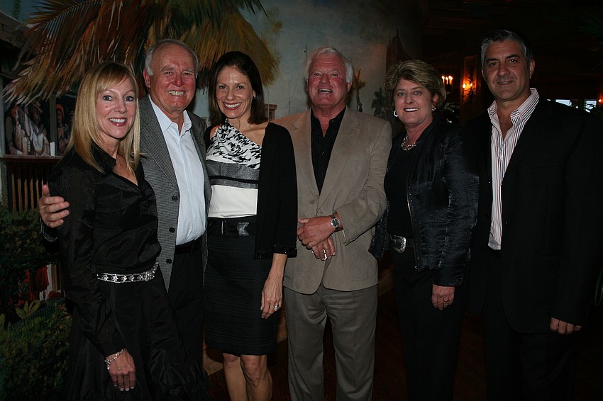 Lynn Morris, Vic and Marcia Sculley, Paul Bowman, Beth Callans and Robert DeMino