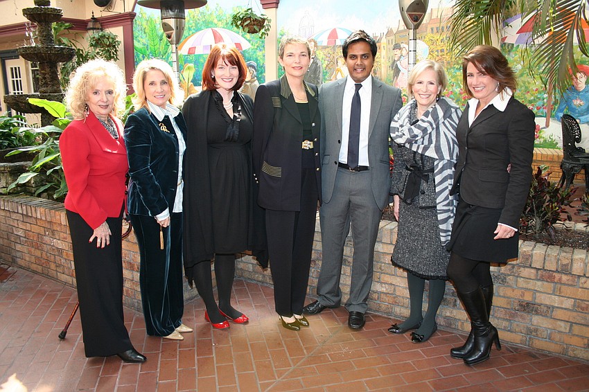 Nikki Nilon, Stephania Feltz, Co-Chairwoman Emily Walsh, Charlie Lenger, Anand Pallegar, Co-Chairwoman Lisa Walsh and Jaymie Klauber