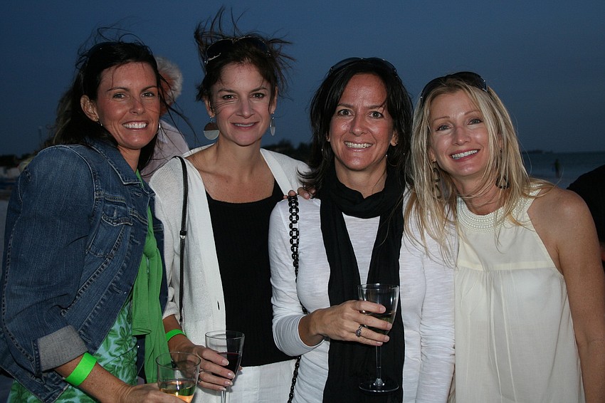 Jill Pedraza, Gretchen Schneider, Stephanie Nikirk and Tammy Lyoyd
