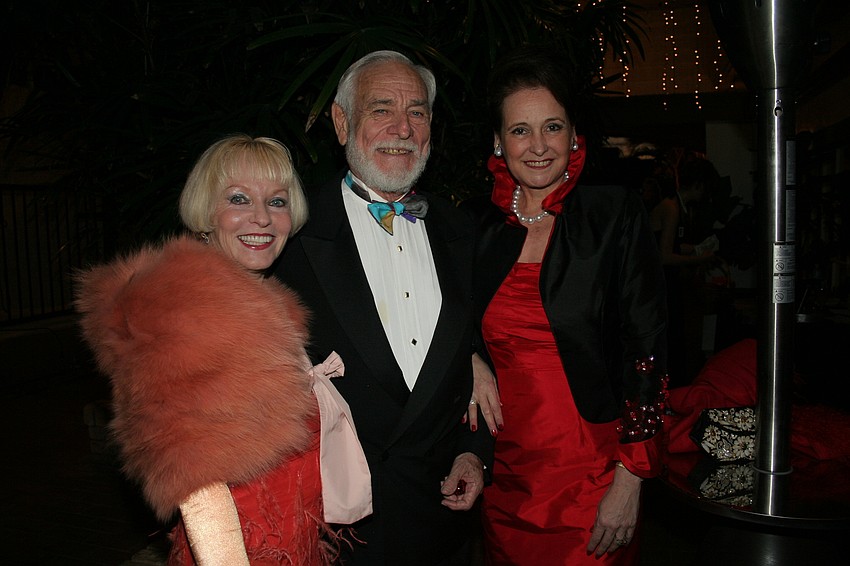 Elisabeth and Gil Waters, Flora Major