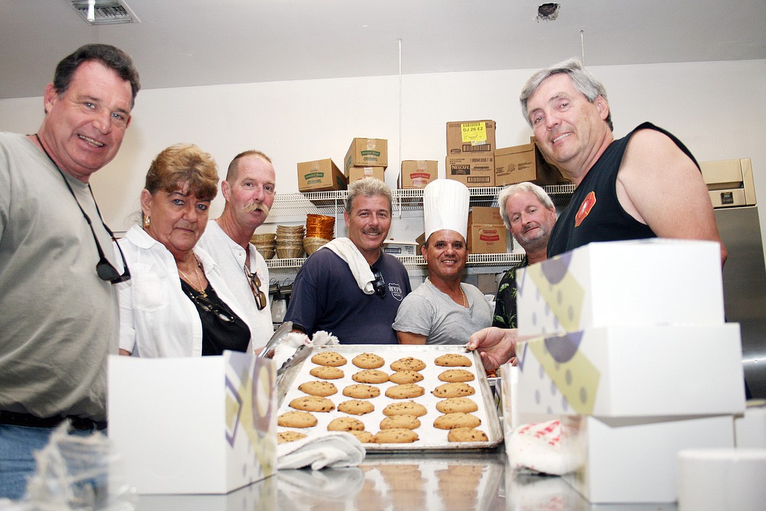 Fred Szwed, Jean Gough, Rich Glover, Vinny Gough Jr., Chef Vin Sapuppo, Rick Peterson and Jerry Dickens. PHOTO BY MIKE CAVALIERE