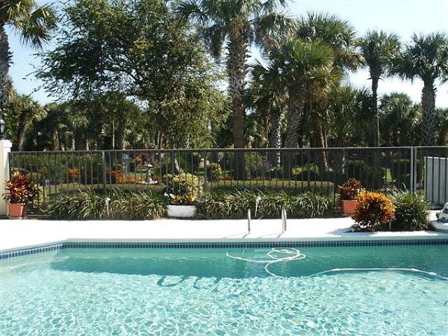 The home at 51 Island Estates Parkway has 3,914 square feet of living area and sold for $690,000.