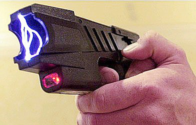The Flagler County School Board voted 4-1 to allow school resource deputies to carry Tasers in Flagler County schools.