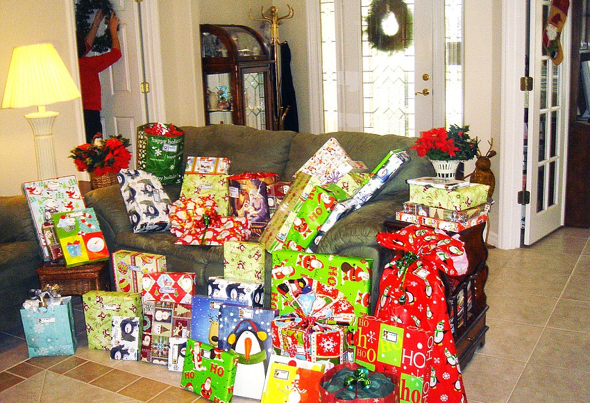 Anchor Boat Club adopts three families Observer Local News