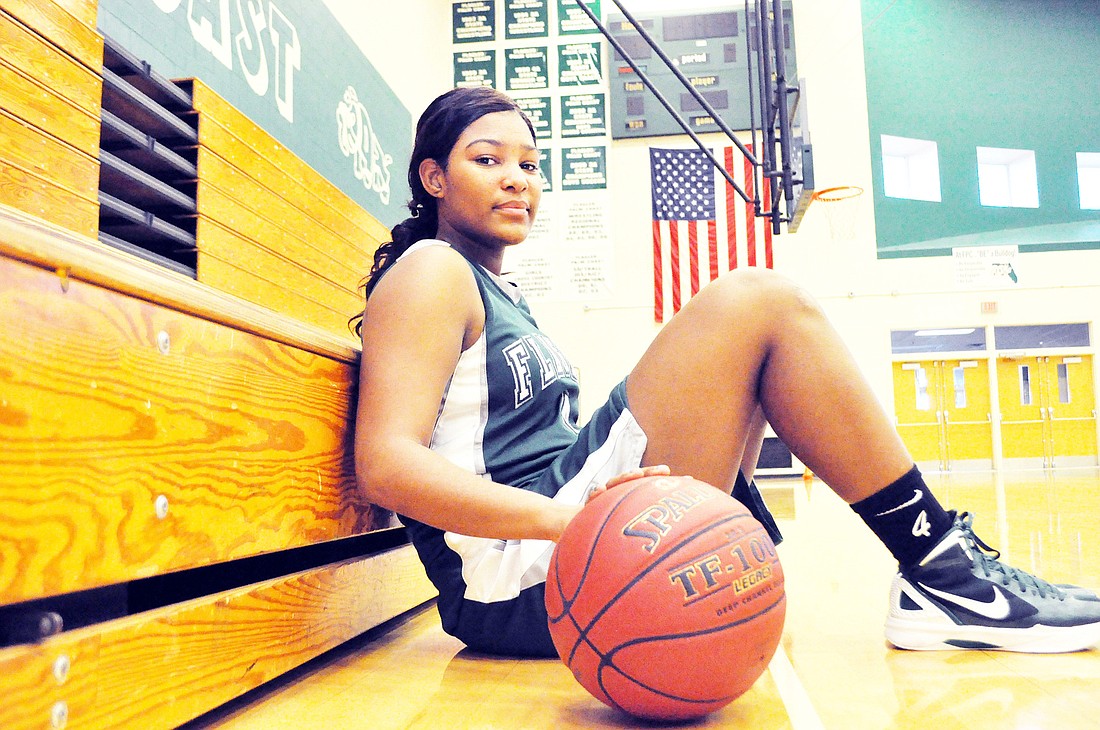 Diajah Davis hopes to lead the Lady Bulldogs to a district championship next week. PHOTO BY SHANNA FORTIER