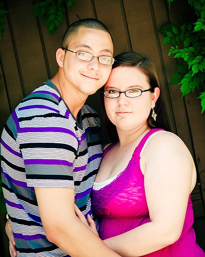 Crystal Hays and Jordan Gallo. (Courtesy photo by Sara Purdy Photography)