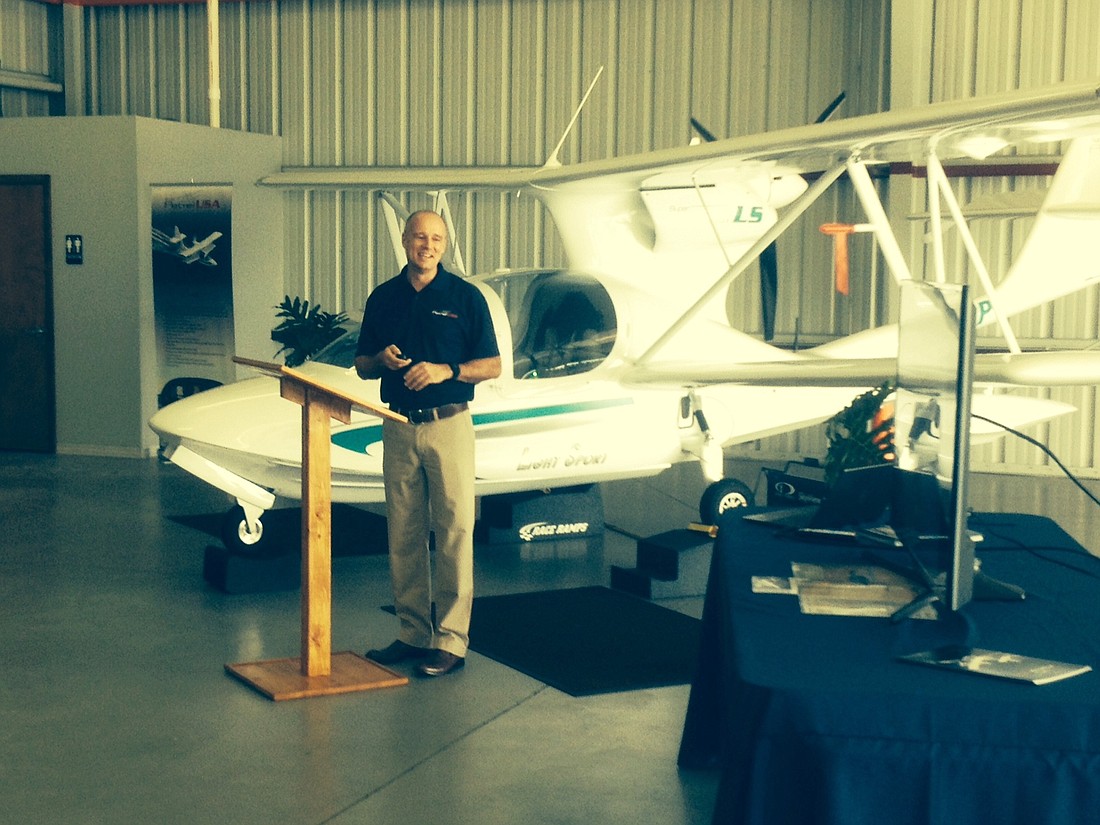 Rodrigo Scoda, president of Scoda Aeronautica, talks about the aircraft now being sold at Ormond Beach Municipal Airport. Photo by Wayne Grant