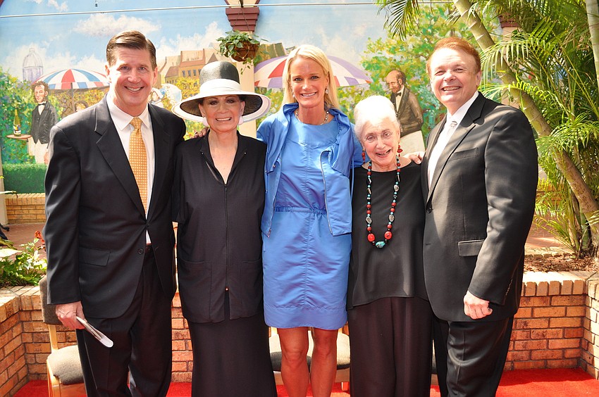 Honoree Leif Bjaland, Annette Sherman, Chairwoman Chris Pfahler, Honorees Eva Slane and Dr. Larry Thompson