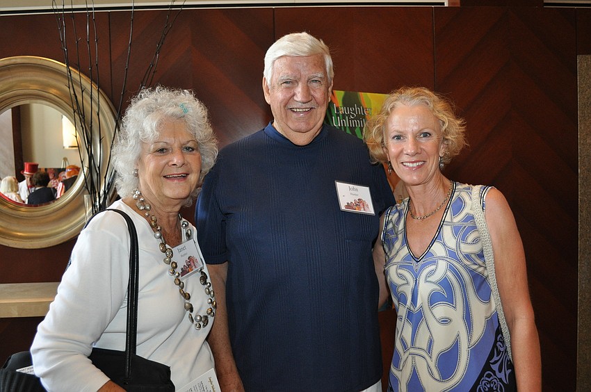 Janet and John Hunter with Isabelle Wright