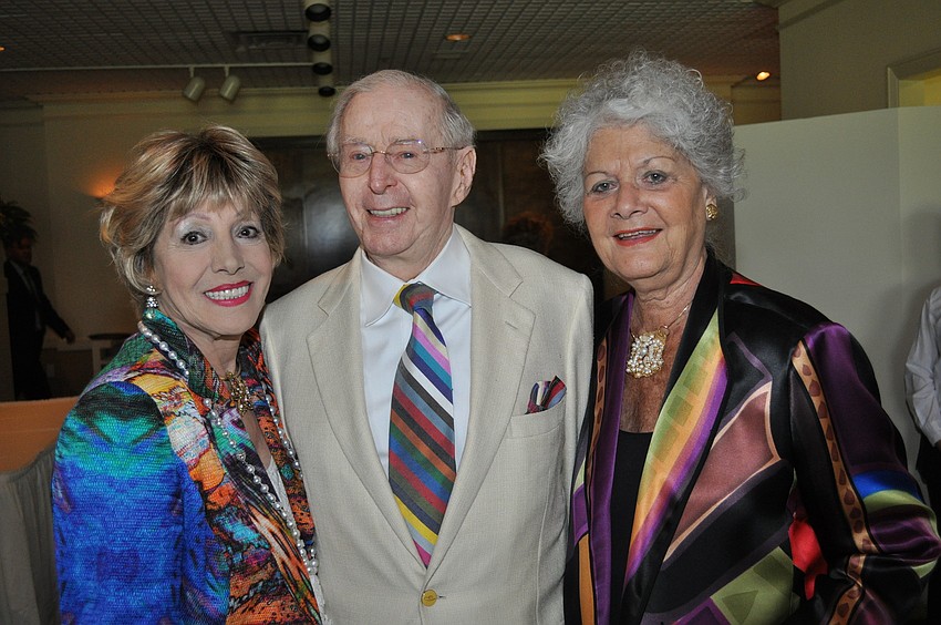 Lee and Bob Peterson with Janet Hunter