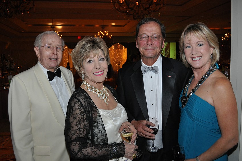 Bob and Lee Peterson with Steve Wilberding and Teri Hansen