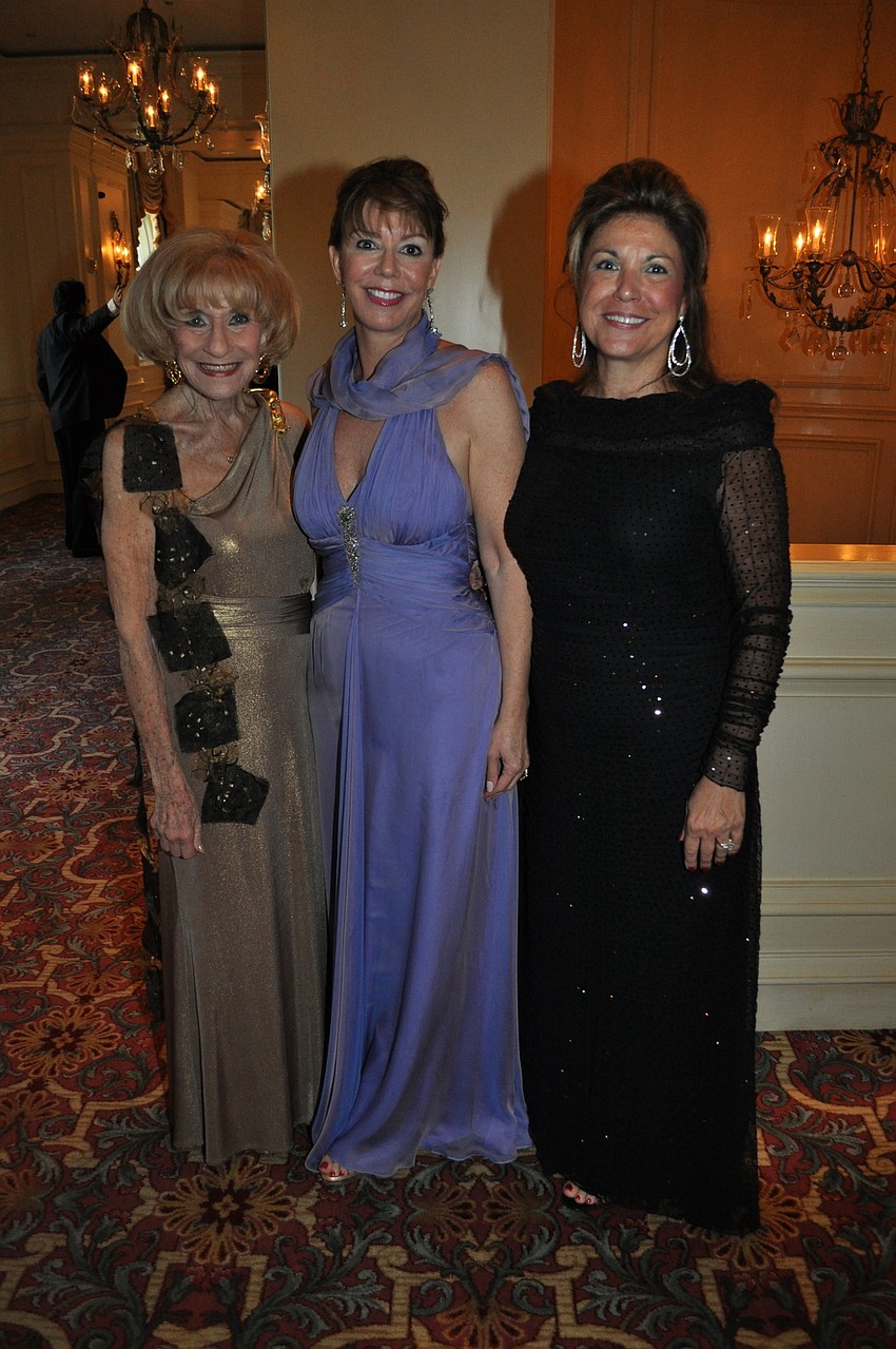 Co-Chairwomen Flori Roberts, Donna Simmons and  Denise Mei