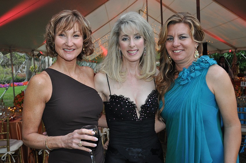 Karen Roberts, Tiffany Tarlor and Michelle Hazeltine