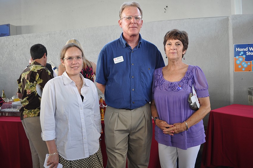 Chairwoman Margaret Sisek with American Red Cross Executive Director Kevin Lindberg and his wife, Micky