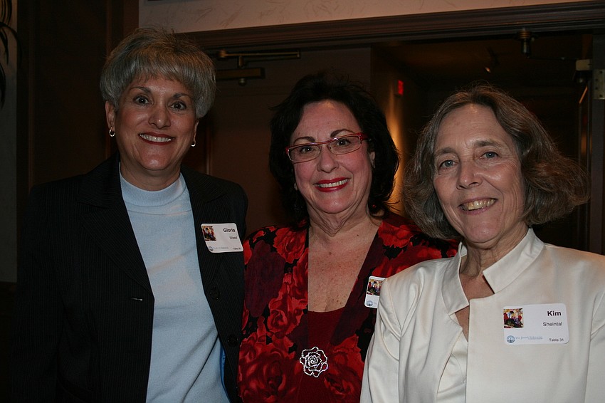 Gloria Weed, Helena Ozer, Kim Sheintal