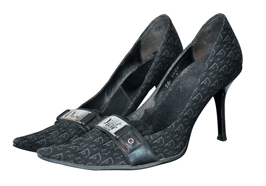 DIOR SHOES 
