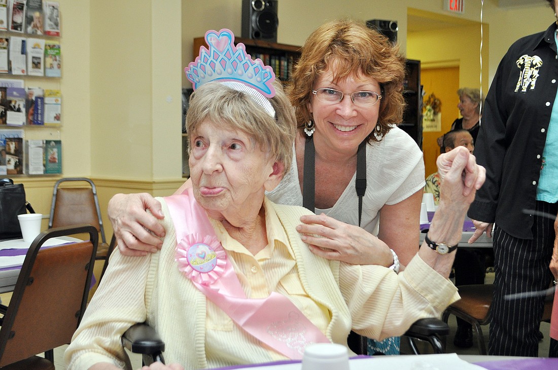 Edna Mahnke and her granddaughter, Karen Hall. PHOTO BY SHANNA FORTIER