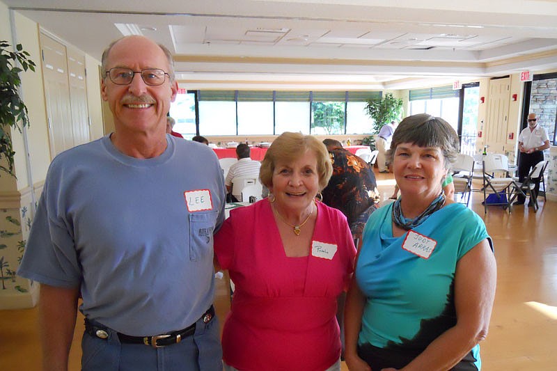 Lee Buntjer, Rosalie Celio and Judy Arras enjoyed the Italian theme.