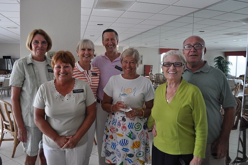 Eleanor Cloud, Sandy Warren, Vivian and Michael Chester, Eleanor McConnell and Jim and Ellen Shields