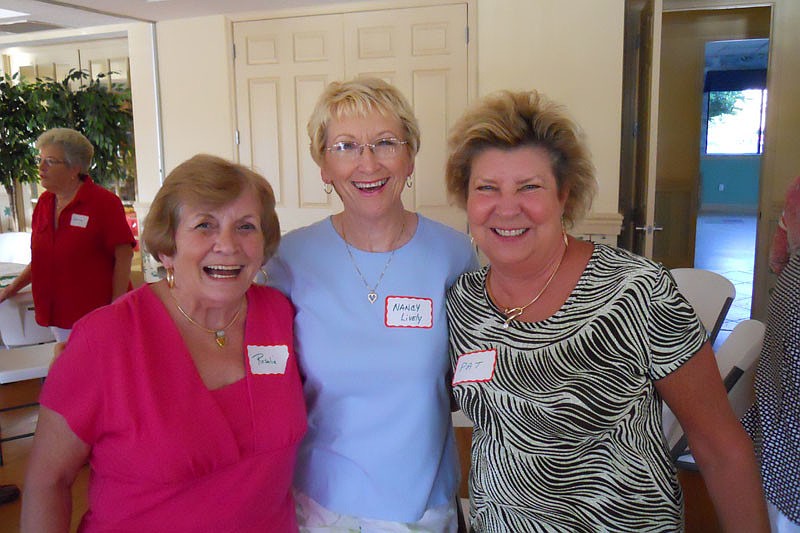 Rosalie Celio, Nancy Lively and Pat Klimek caught up over dinner.