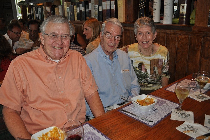 Deon Haney and his wife Ammette, right, enjoyed dinner with Harry Doge and friends.