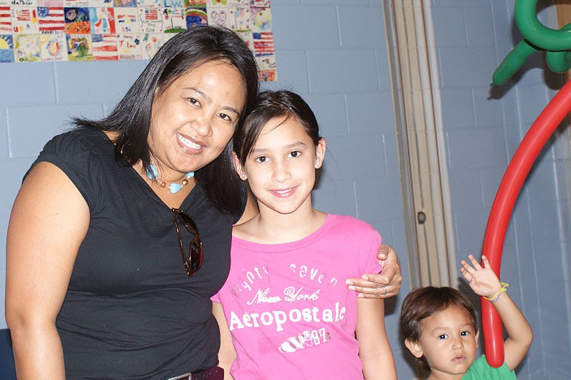 Liecel Mennes came with her children Jenna and Charlie.