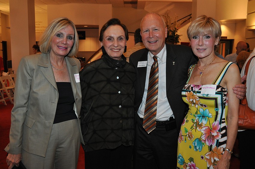 Hillary Steele, Sally Yanowitz, Scott Anderson and Dr. Holly Barbour