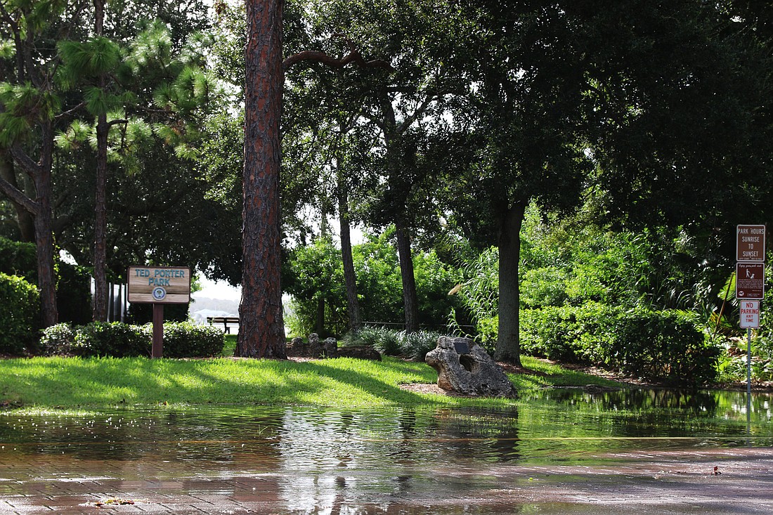 Flooding is observed on John Anderson Drive by the Ted Porter park in Ormond Beach on Sept. 21. Photo by Jarleene Almenas