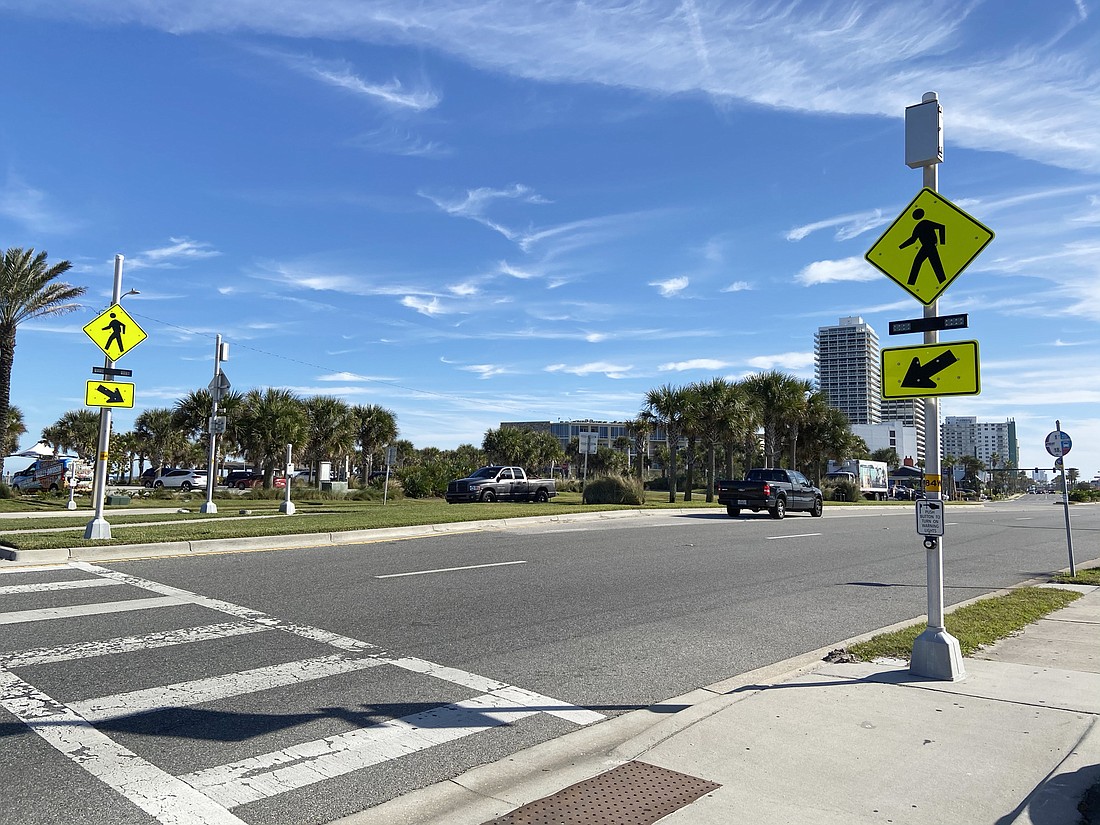 A RRFB crosswalk is already in place in front of Andy Romano Beachfront Park.Photo by Jarleene  Almenas