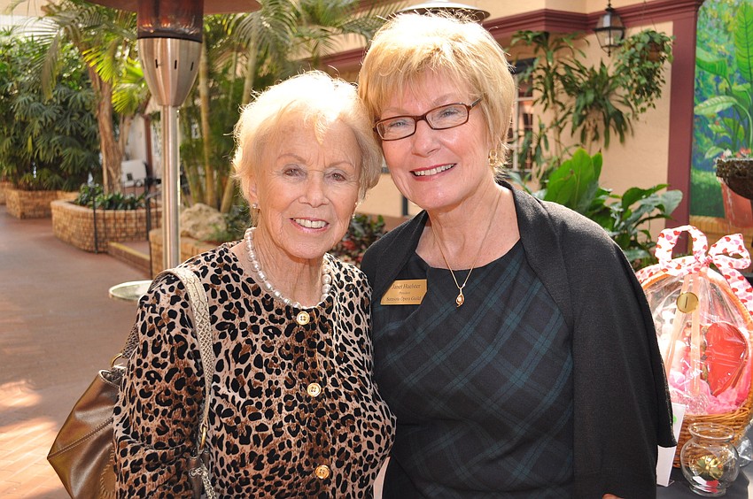 Alma Abshier and Janet Huelster