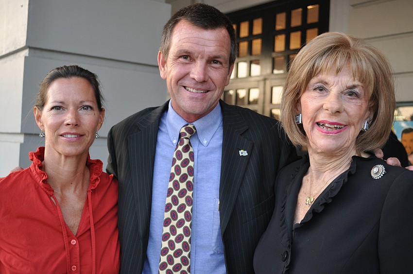 Sherry and Lance Burchett, Gloria Moss