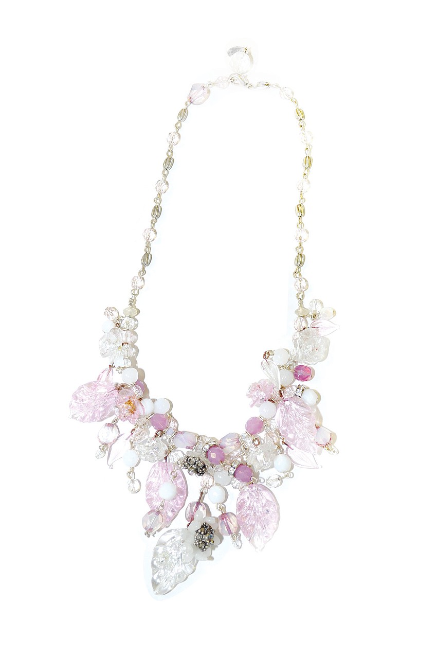 DIANA WILSON NECKLACE 
