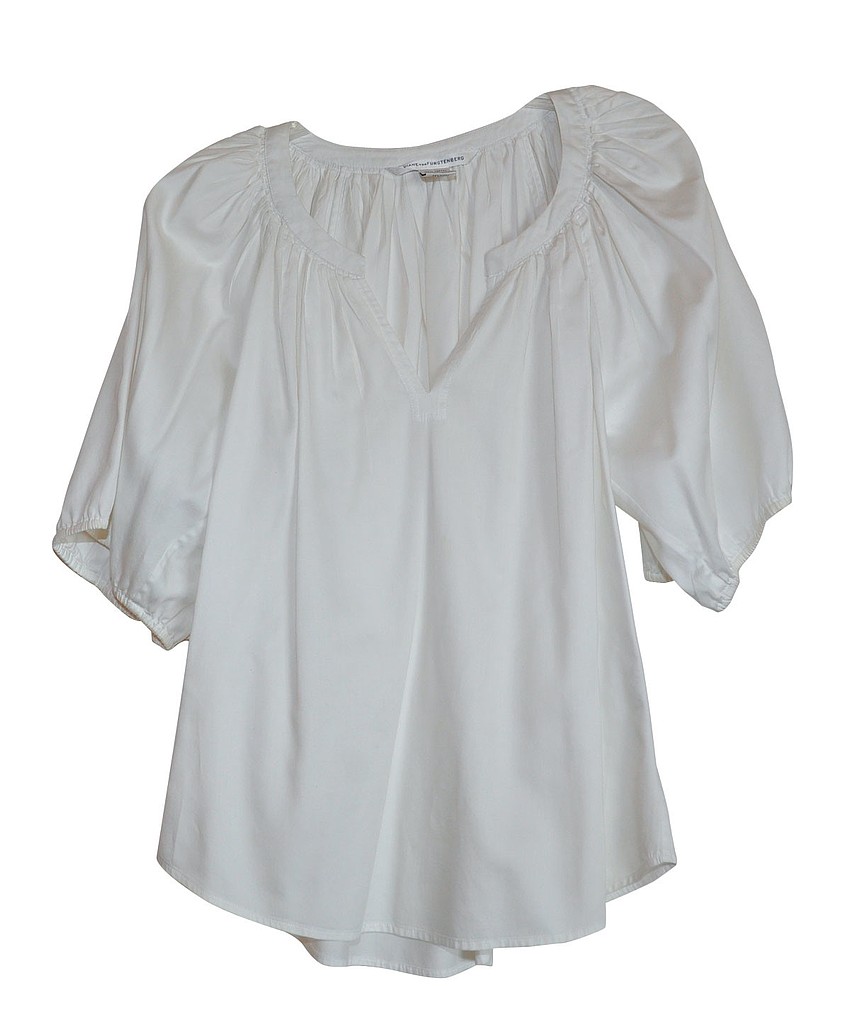 DIANE VON 
FURSTENBERG BLOUSE
