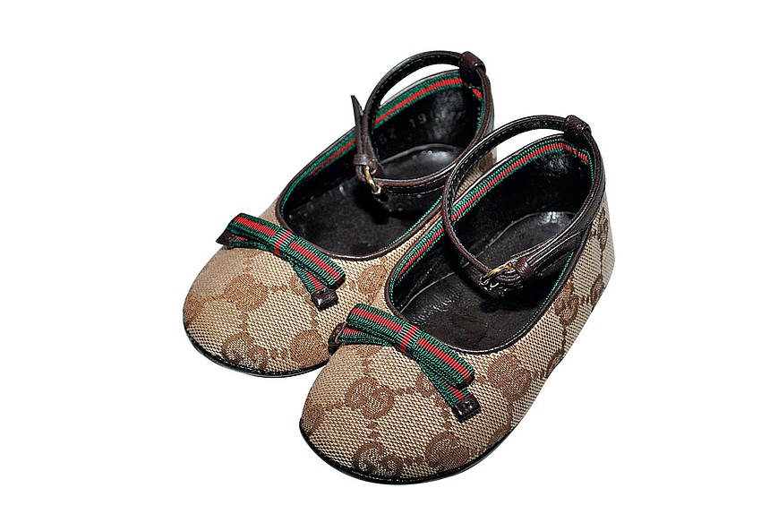 GUCCI BABY SHOES
