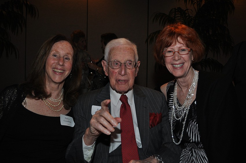 Father-Daughters:  Nancy Goodman PhD, honoree Robert Rosenthal, Diane Rosentha
